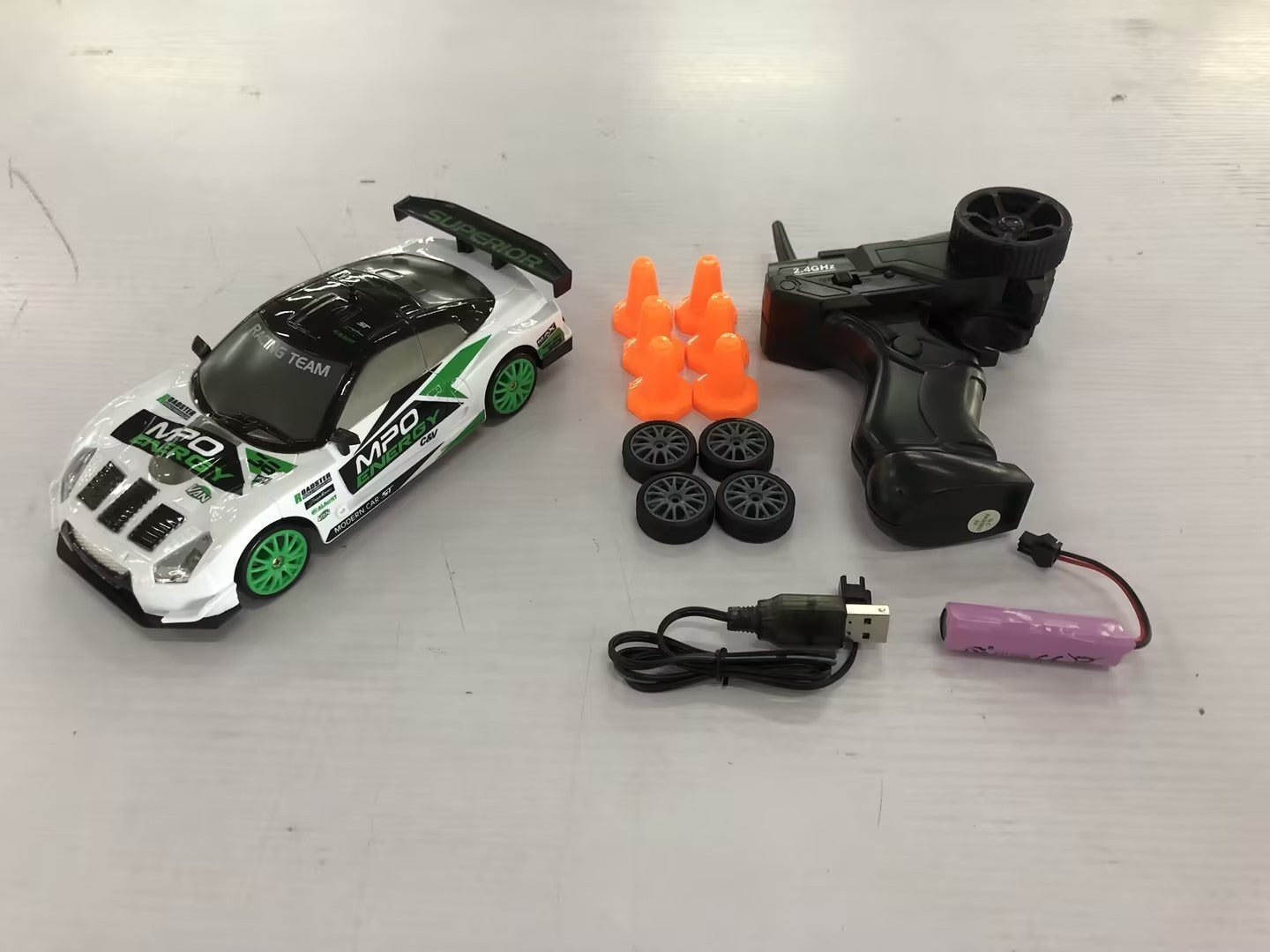 2.4G Drift Rc Car 4WD RC Drift Car Toy